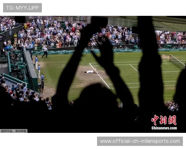 德约2-0被追平后怒吼翻场：场上激情与逆转的完美交融