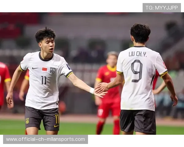 李昊锁定国足未来一门，王钰栋依然核心，王昊一足球