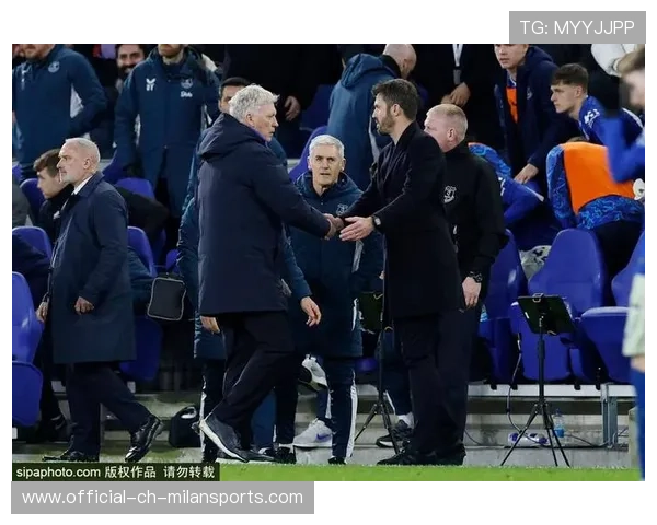 曼联锋线新星谢什科继续爆发,球队目标四强 曼联锋线新星谢什科继续爆发,球队目标四强